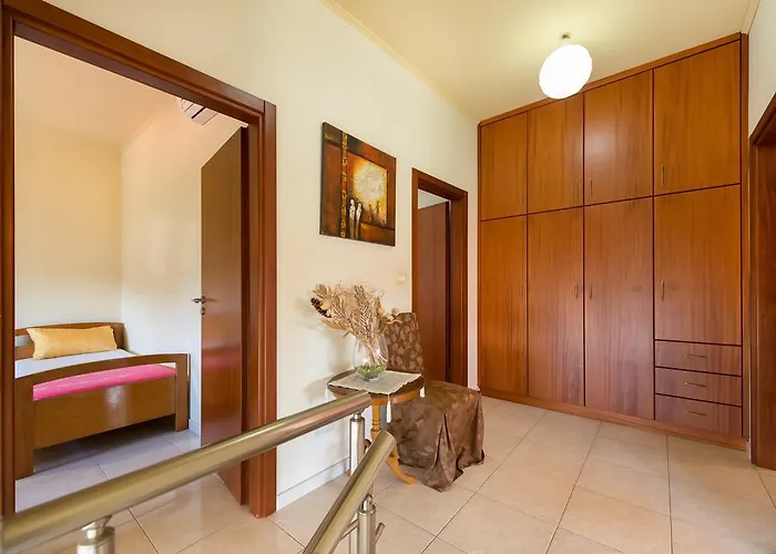 Natura House Villa *