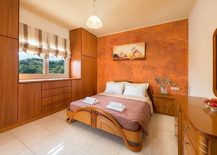 Natura House *