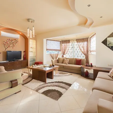 Natura House Villa