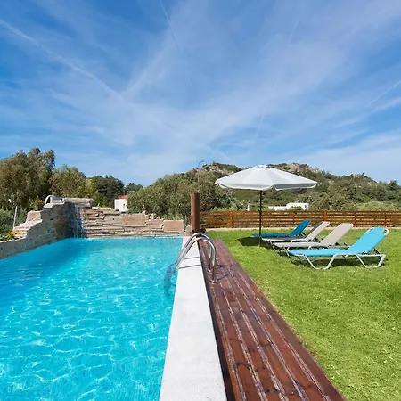 וילה Natura House *